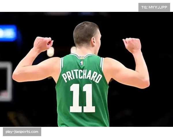 普里查德12分6助攻掌控节奏，绿军替补控卫表现稳定